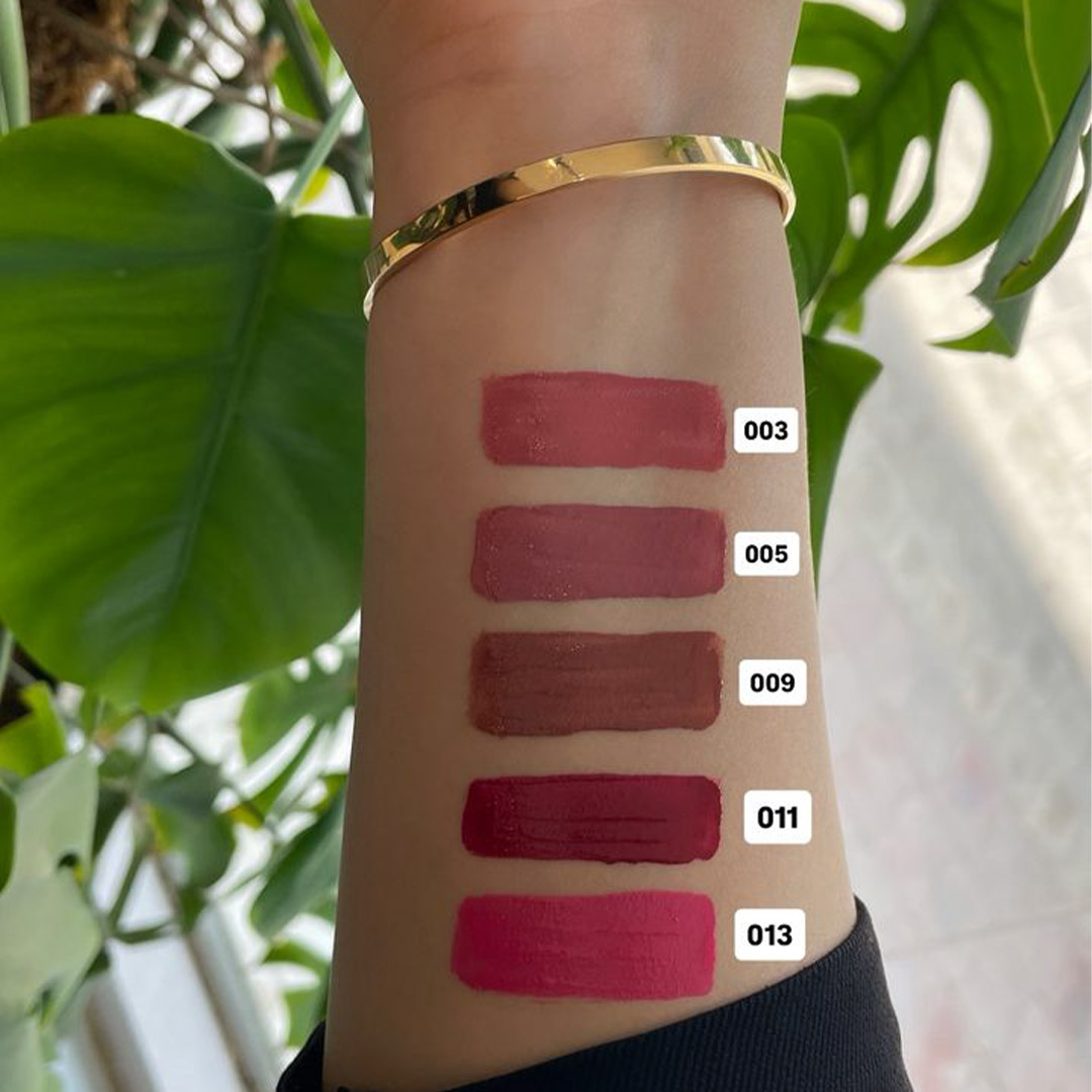 رژلب مایع شاین مدل kiss me more فلورمار|Flormar kiss me more lipstick shine