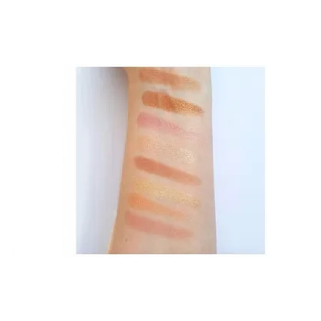 پالت رژگونه و هایلایتر 8عددیgolden sugar2rose gold رولوشن | Revolution makeup revolution london blush palette color is golden sugar2rose gold