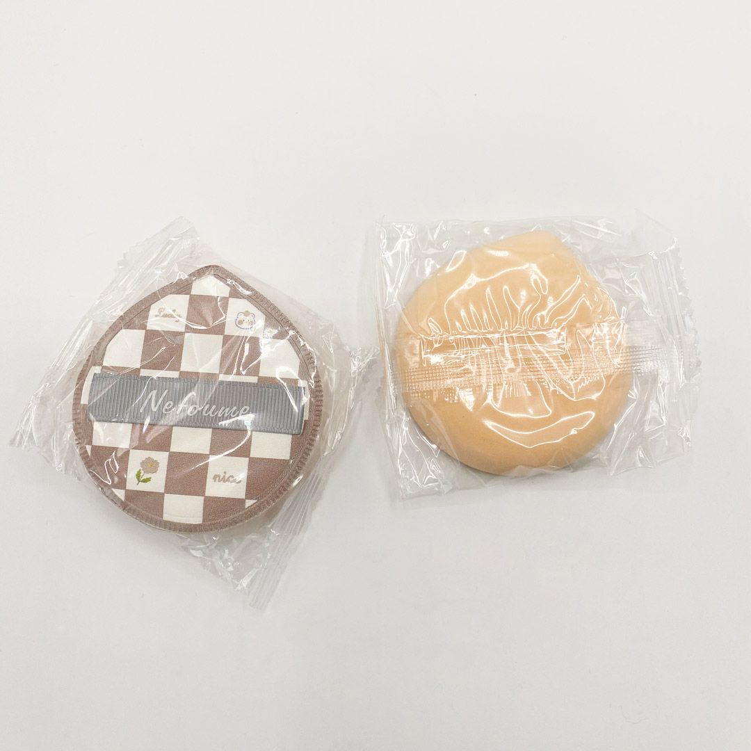 پد اشکی مارشمالو رنگ کرم با طرح شطرنج ساخت چین|Cream-colored marshmallow triangular pad with brown checkered pattern made in China